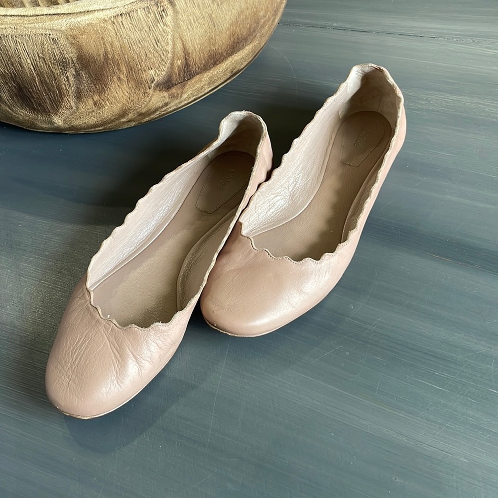 Chloe 35 1/2 Pink Nude Scalloped Flats